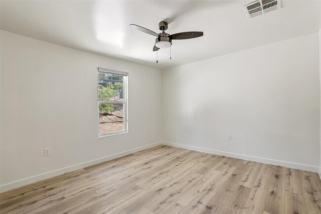 Building Photo - 3103 Matador Dr