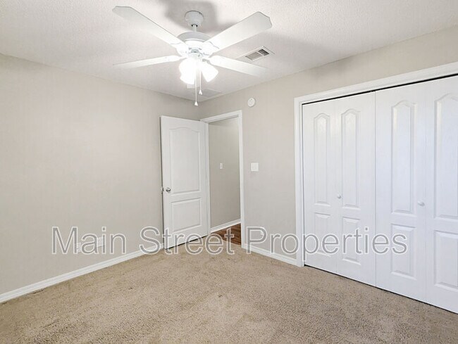 Building Photo - 5963 Ashton Woods Cir