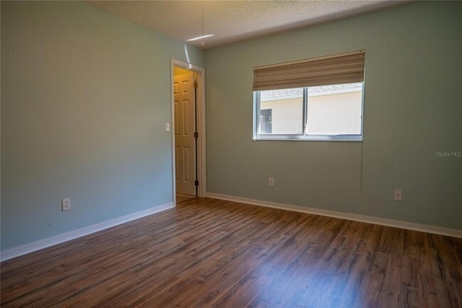 Building Photo - 3559 Capland Ave