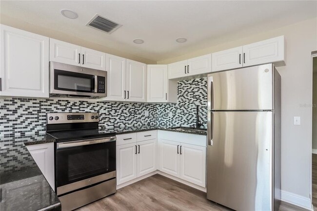 Building Photo - 3750 Mendocino St