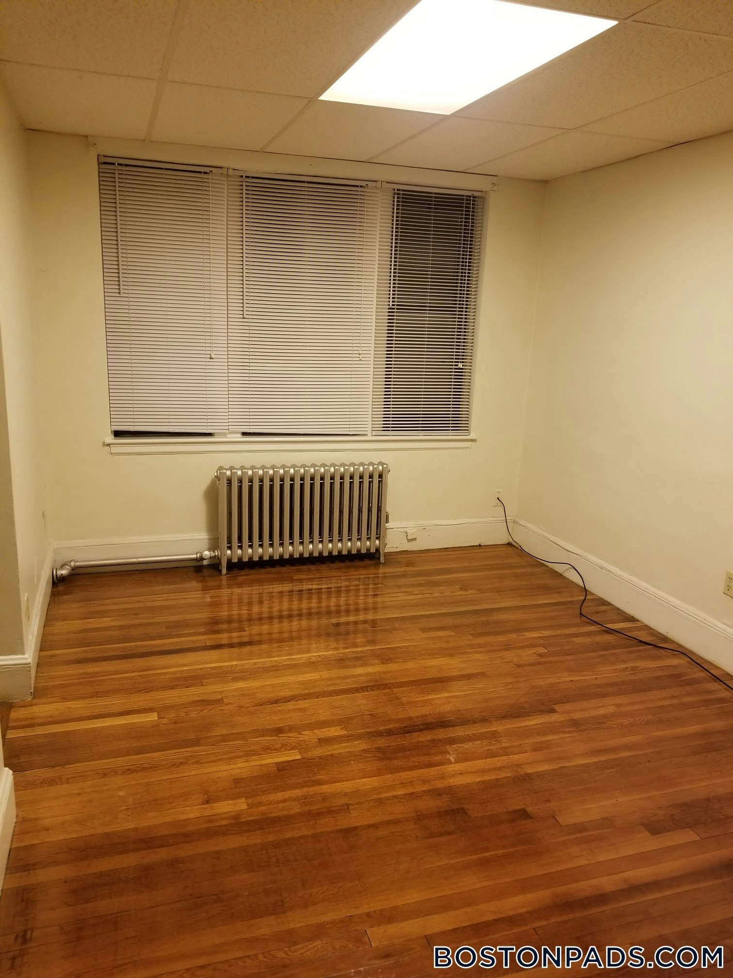 Building Photo - 53 Fellsway W