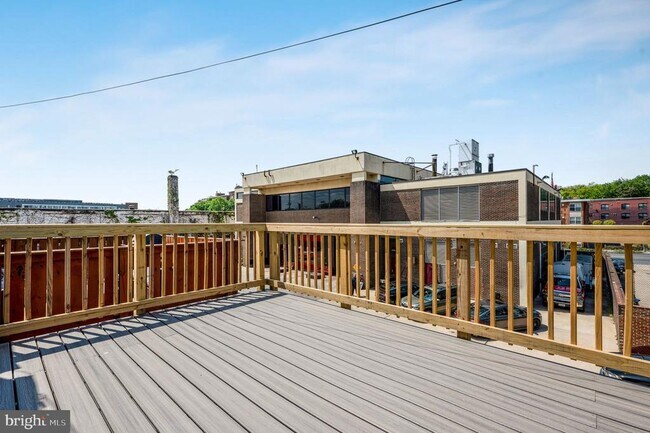 Building Photo - 2538 9th St NW