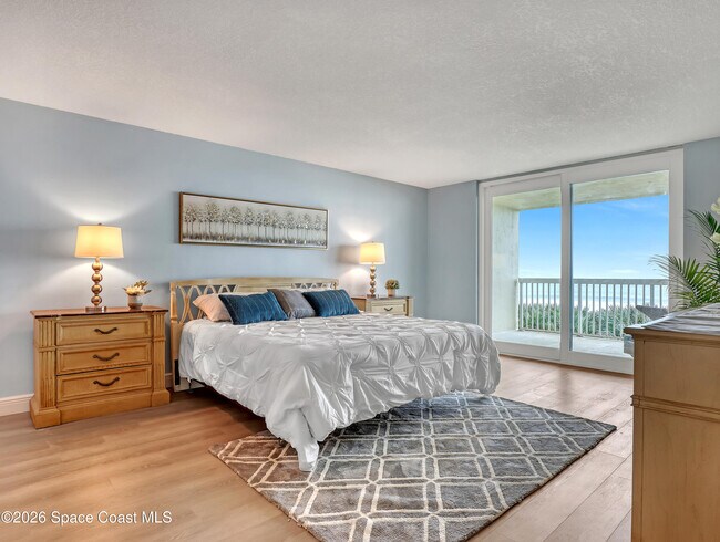 Building Photo - 401 Jimmy Buffett Mem Hwy