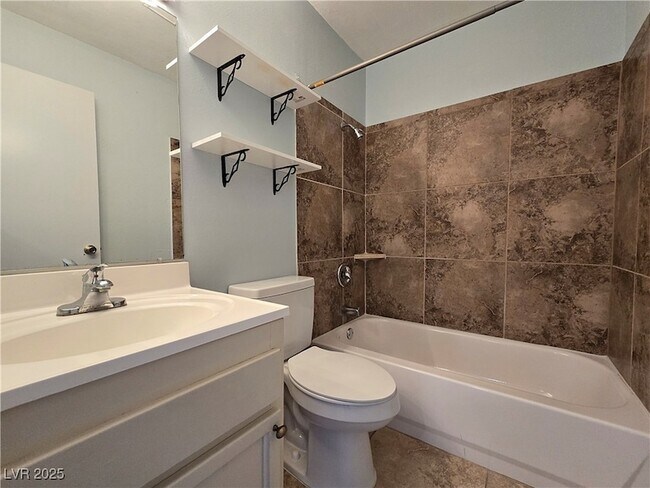 Building Photo - 3720 Snorkel Cir