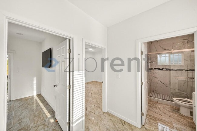 Building Photo - 17426 Elkwood St