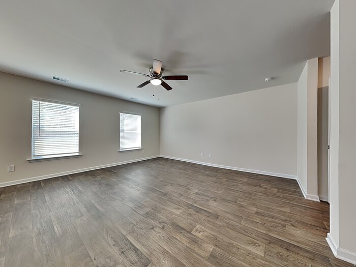 Building Photo - 114 Boat Clb Ln