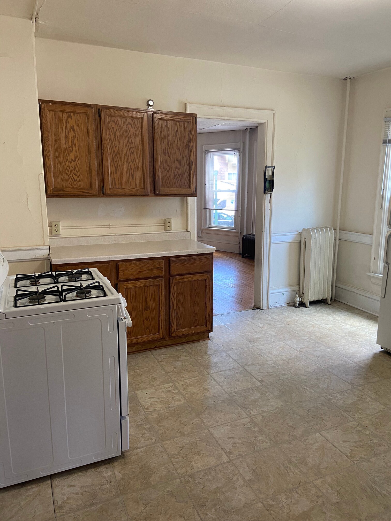 Building Photo - 447 W Mifflin St