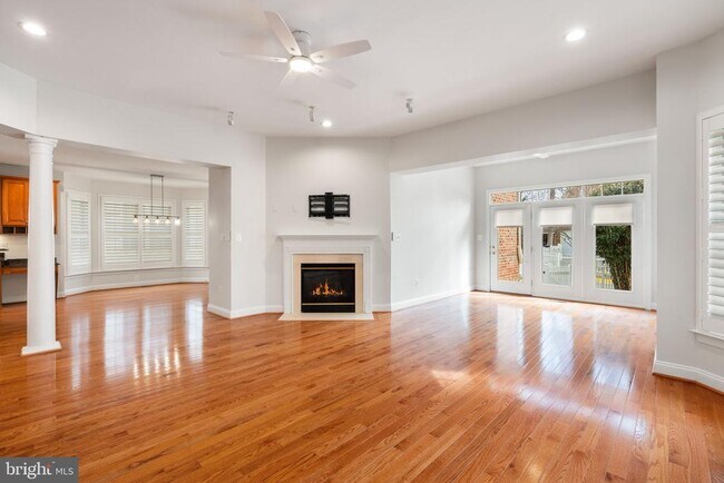 Building Photo - 9185 Topaz St