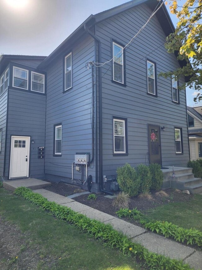 Building Photo - 51 Seymour Ave