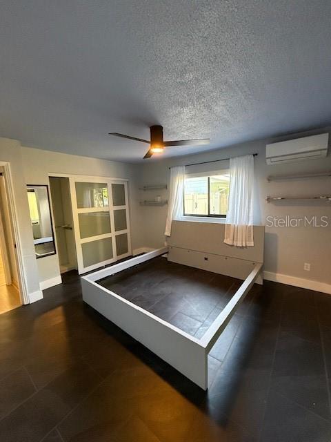 Building Photo - 2913 Abbey Ct