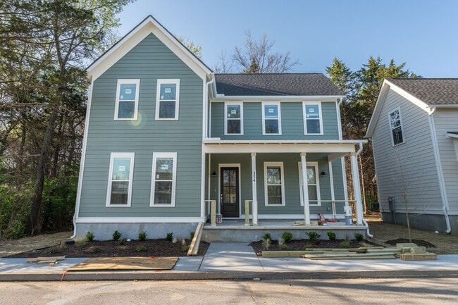 Building Photo - New 3 BR/3.5 BA home in Willow Bend