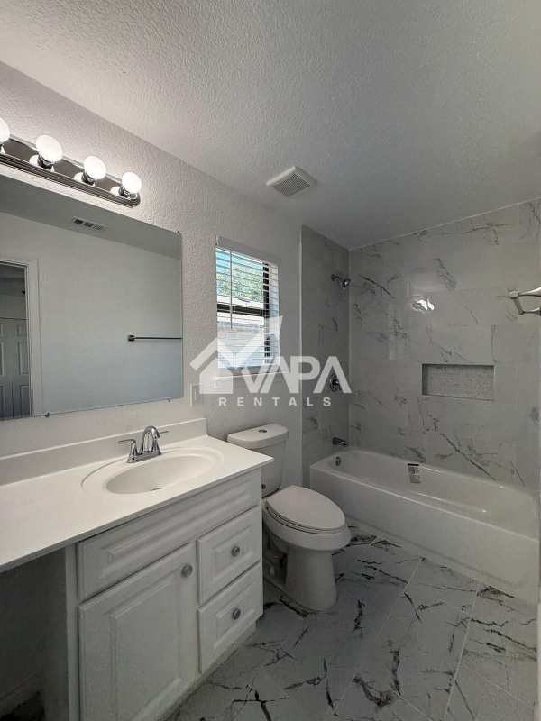 Building Photo - 511 Sanderling