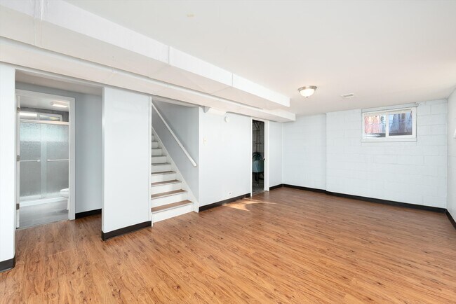 Building Photo - 8989 E 12th Ave