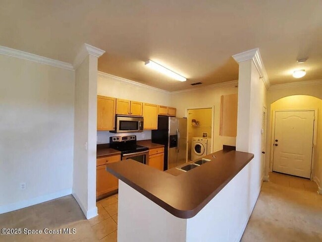 Building Photo - 6470 Borasco Dr