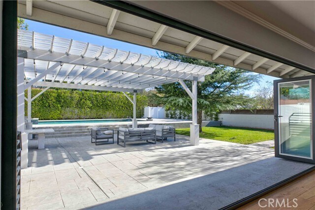 Building Photo - 11568 Newcastle Ave