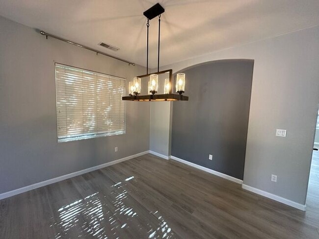 Building Photo - 8120 Silver Strike Ct