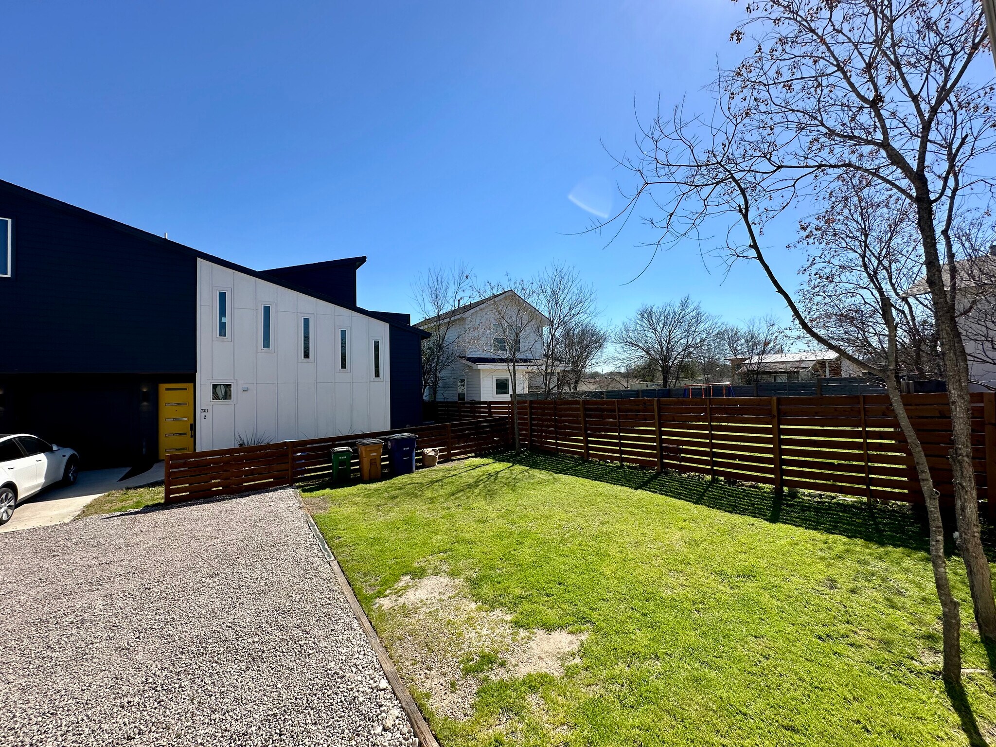 Building Photo - 7311 Bennett Ave