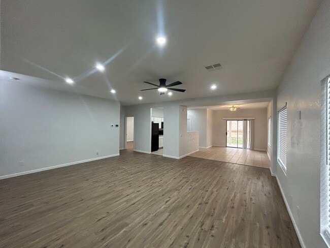 Building Photo - Free November Rent! Beautiful Home in Johnson Ranch! Fully Renovated! Waived Application fee!