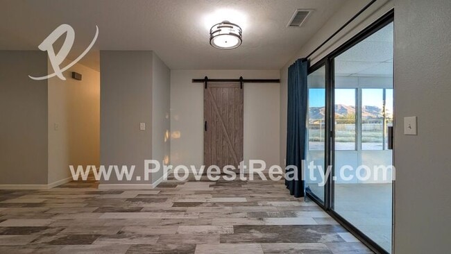 Building Photo - 10790 Sauk Rd