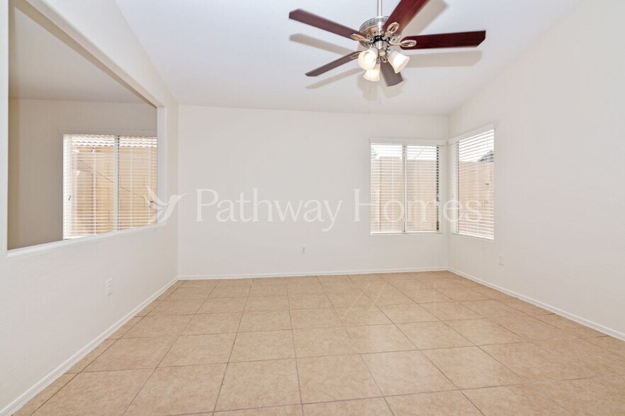 Building Photo - 7419 E Nido Ave