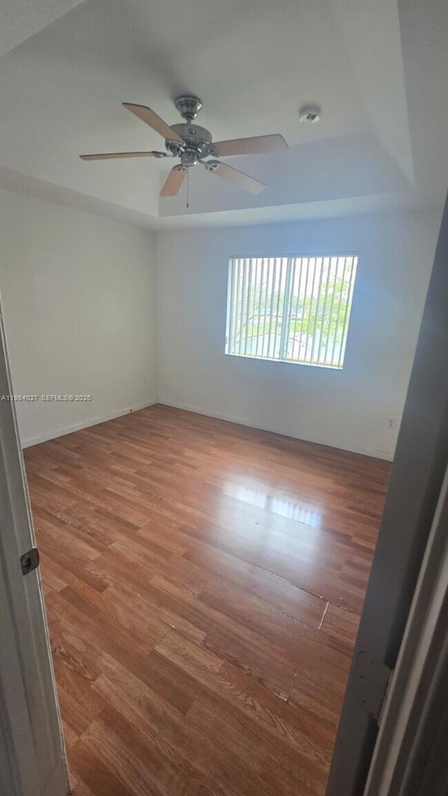 Building Photo - 2763 SE 15th Rd