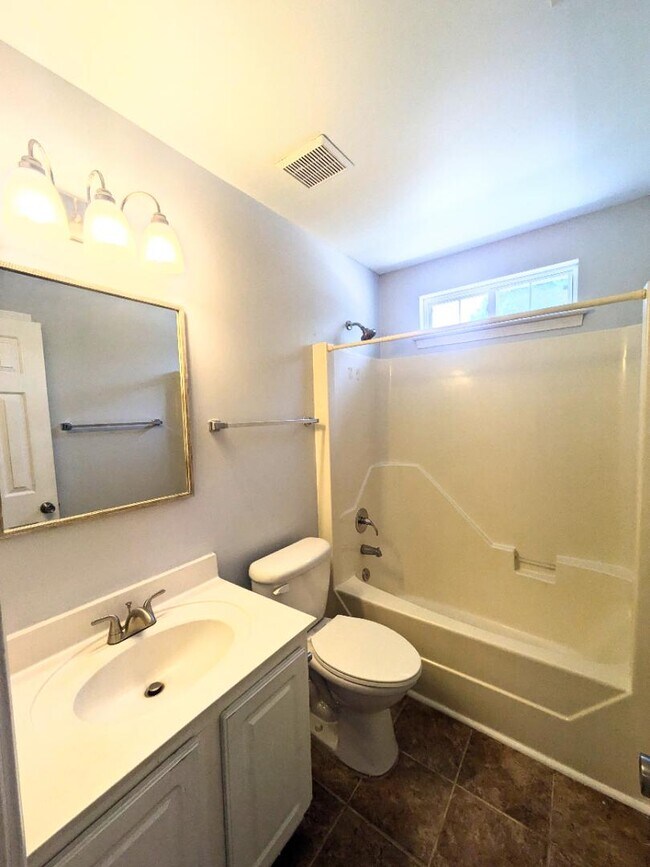 Building Photo - 9231 Shenington Pl