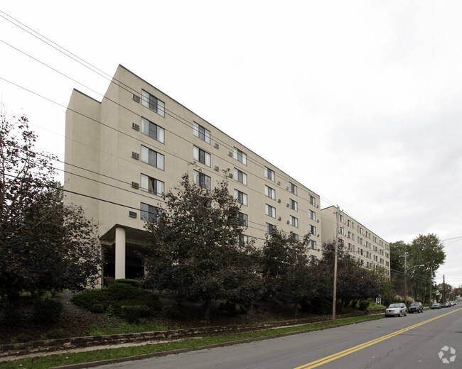 Building Photo - Park Avenue Towers
