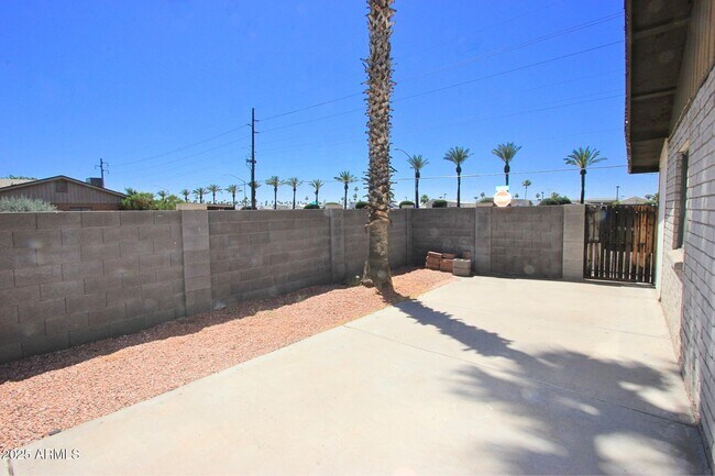 Building Photo - 4553 E Caballero Cir