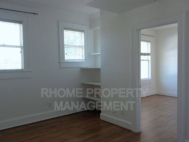 Building Photo - 2855 Peachtree Rd