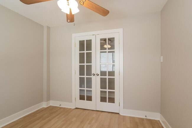 Building Photo - 422 Laurel Timbers Dr