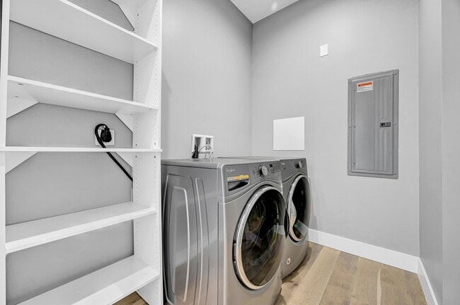 Building Photo - 3726 S Las Vegas Blvd