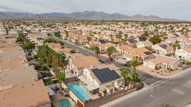 Building Photo - 8815 Blake Alan Ave