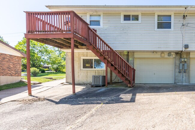 Back - 1681 Lonedell Rd