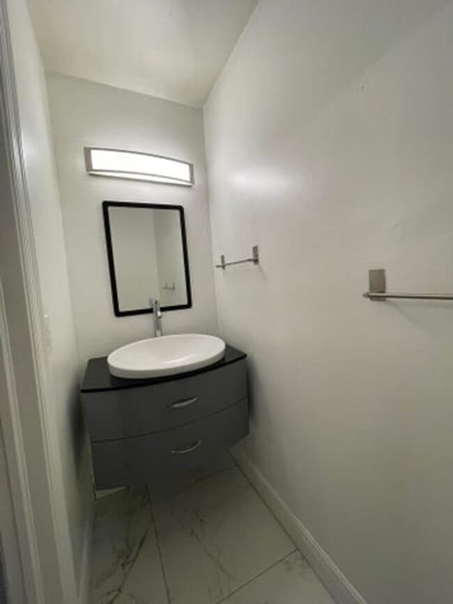 Building Photo - 3011 NW 48th Ave