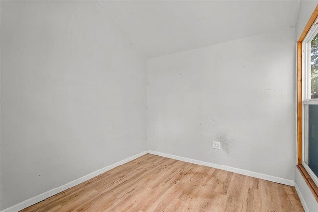 Building Photo - 10000 Brantley Bend