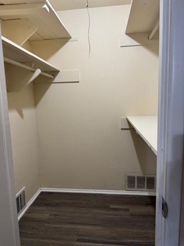 Building Photo - 923 Warren Way
