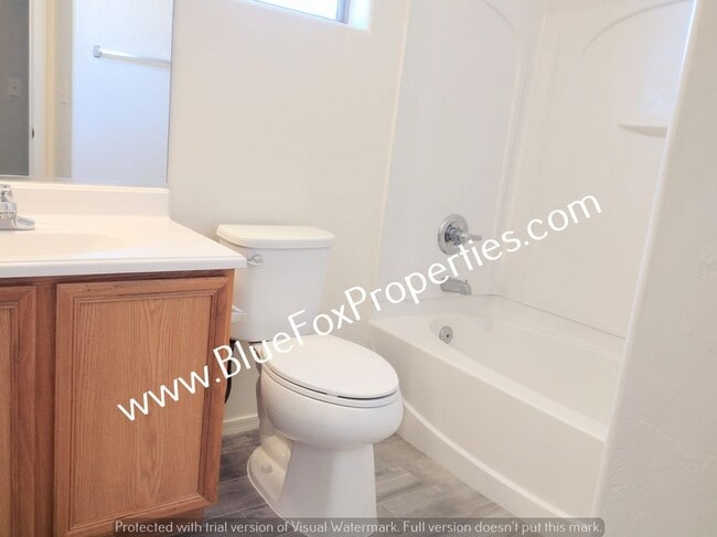 Building Photo - 5781 W Cortaro Crossing Dr