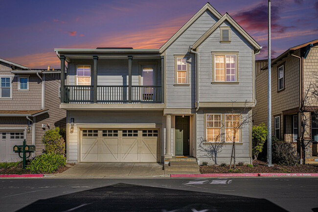 Primary Photo - 203 Seacliff Way