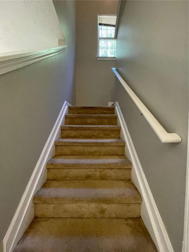 Building Photo - 2346 Delfern Dr NW