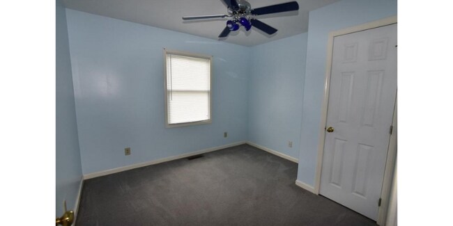 Building Photo - 3464
