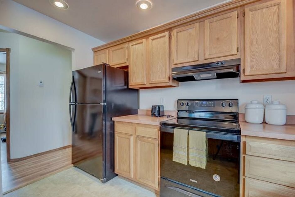kitchen - 107 S 14th St