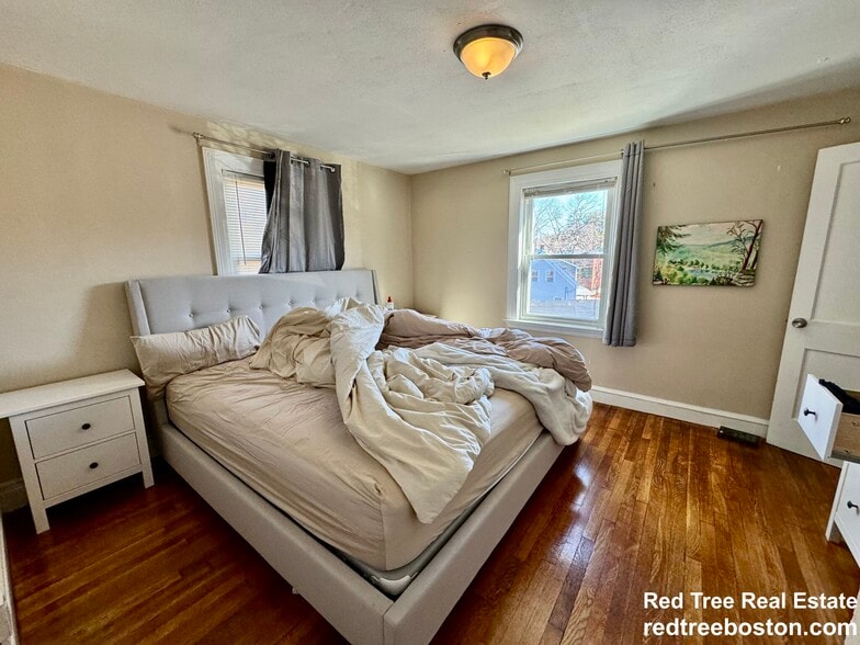 Building Photo - 4907 Washington St