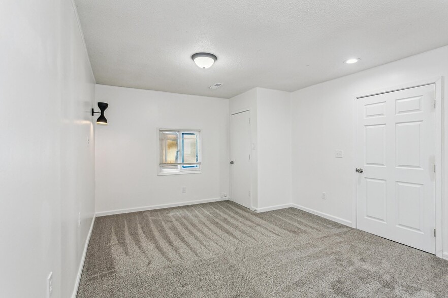 Building Photo - 2807 S Pattie St