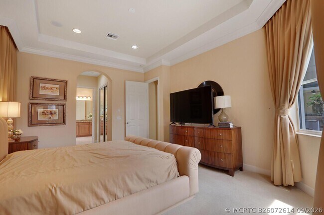 Building Photo - 9885 SW Torriente Ln