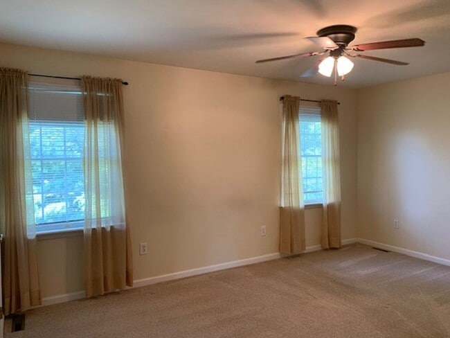 Building Photo - Beautifully Updated Hampden Twp, Cumberlan...