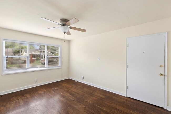 Interior Photo - Magnolia Court