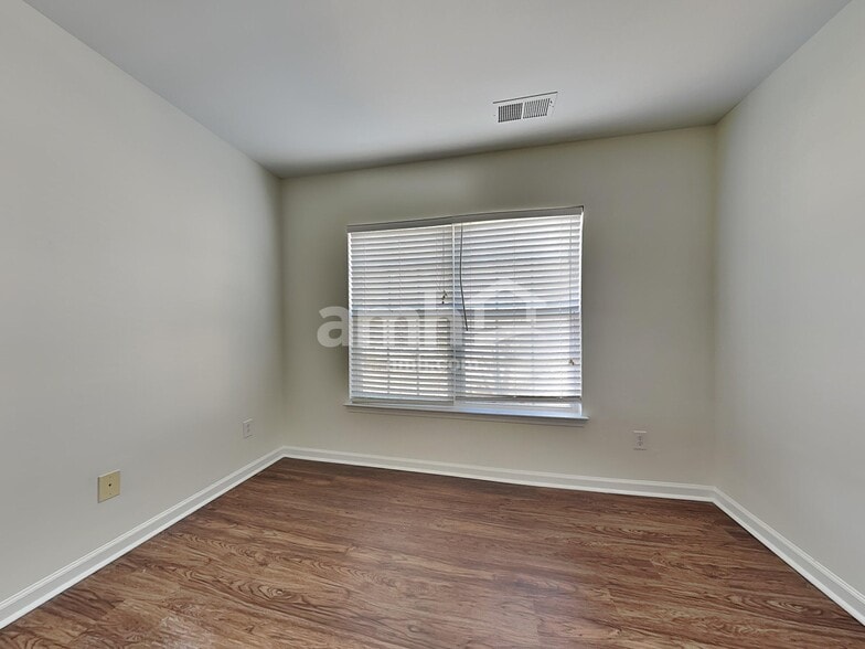 Building Photo - 9681 Widespread Ave NW