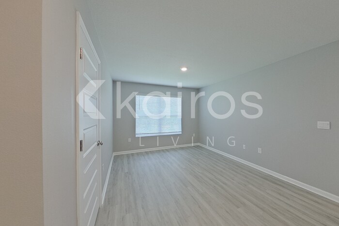 Building Photo - 4820 Malay Cir
