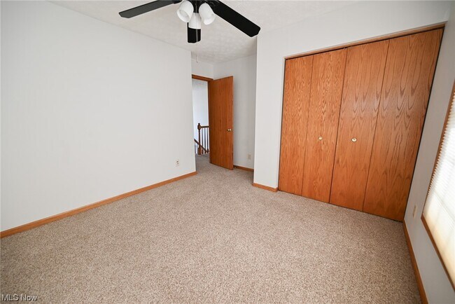 Building Photo - 320 Chadwick Dr