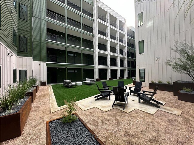 Building Photo - 4802 S Congress Ave